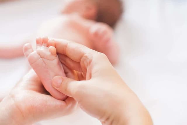 Bebeklerde Topuk Kanı Testi Hakkında Bilinmesi Gerekenler image