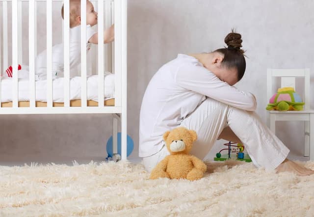 Bebeğim (Çocuğum) Çok Geç Uyuyor Ne Yapabilirim? image