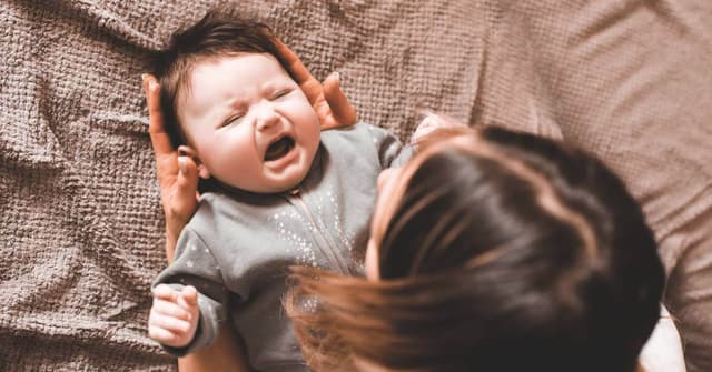 Bebeklerde Gece (Uyku) Terörü Nedir? image