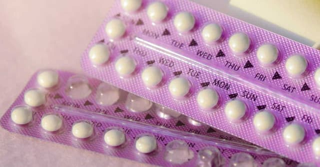 Doğum Kontrol Hapı Nedir, Nasıl Kullanılır ve Yan Etkileri Nelerdir? image