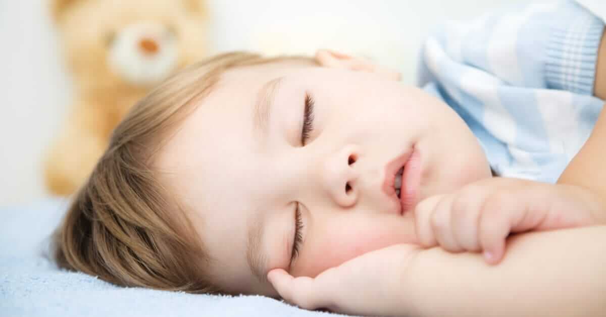 Çocuklarda Horlama Nedenleri ve Tedavisi kapak resmi