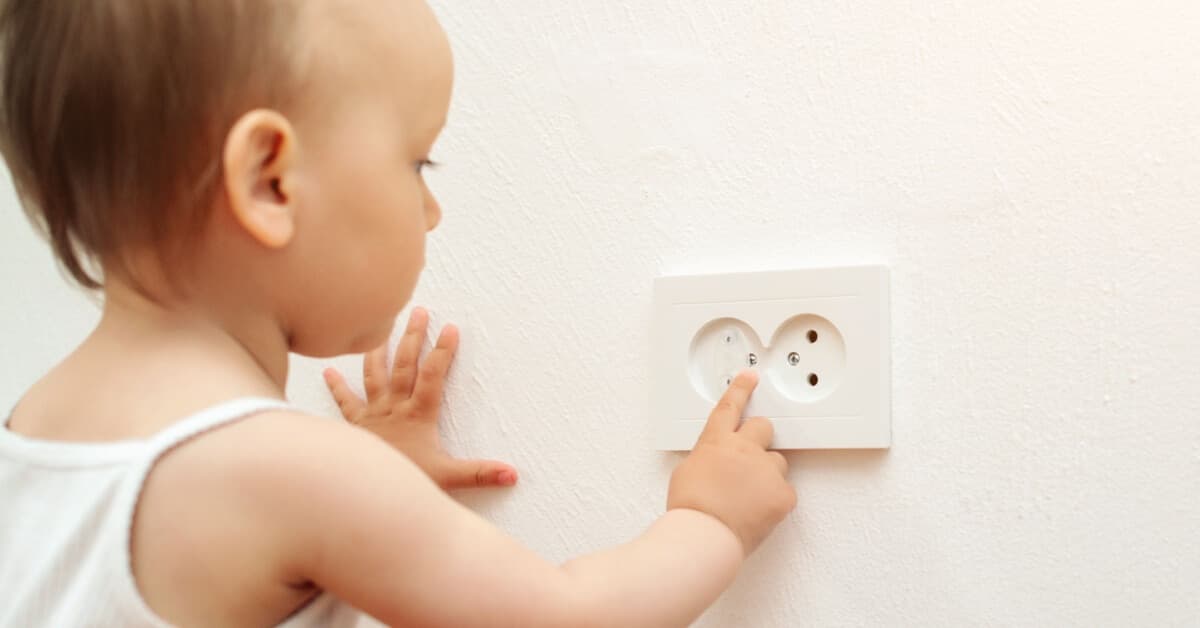 Bebeğiniz için Evde Nasıl Güvenli Alanlar Oluşturabilirsiniz? kapak resmi