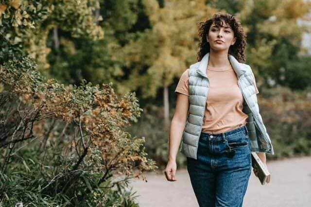 Hamile Kadınlar için Oversize Giyim Tercihi kapak resmi